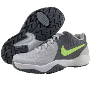 Nike Tennis Shoes Womens 5.5 Air Zoom Resistance G